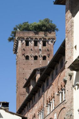 Guinigi Kulesi
