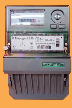 Trifaze elektrik metre
