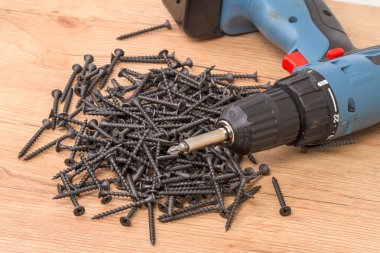 Siyah vida ve tornavida