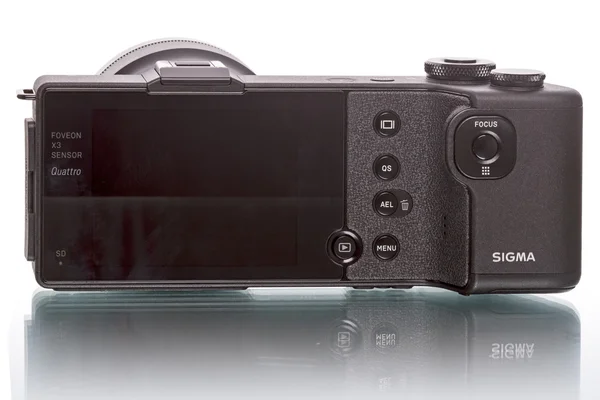 Камера Sigma DP2 Quattro (вид сзади) ) — стоковое фото