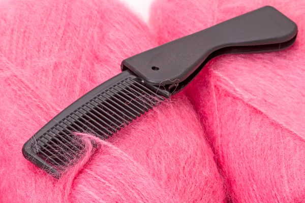 Comb pink mohair — Stock Photo, Image