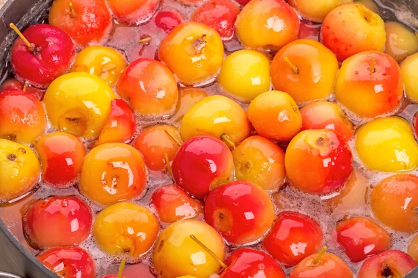 Jam of small  apples — Stock Photo, Image