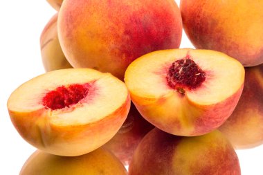 Yarıya şeftali tatlı