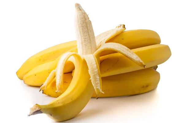 Tallo de plátanos sobre blanco — Foto de Stock