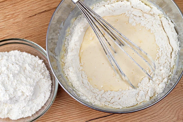 Preparation dough and flour — Stock Photo, Image