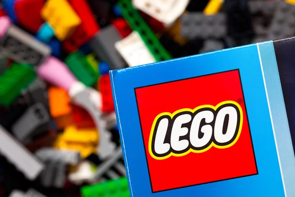 Logo-ul Lego pe cutie — Fotografie, imagine de stoc