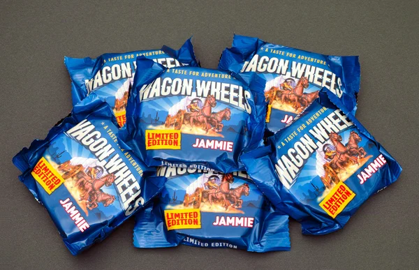 Seis pacotes de Jammie Wagon Wheels — Fotografia de Stock