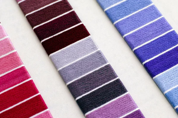 Renkli iplik örnekleri 