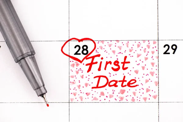 Promemoria Primo Appuntamento Nel Calendario Con Penna Primo Piano — Foto Stock