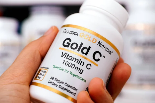 Tambov Russische Federatie Ocrober 2020 Fles Vitamine Van California Gold — Stockfoto