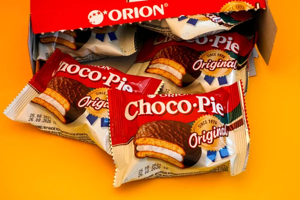 Tambov Russian Federation October 2020 Orion Choco Pie Snack Cakes — Stock Photo, Image