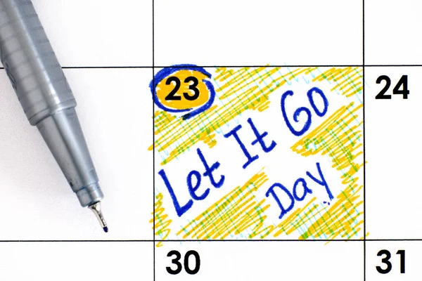 Запомните День Let Календаре Ручкой Июня — стоковое фото