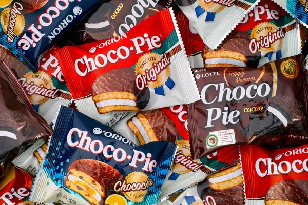 Tambov Russian Federation October 2020 Different Tastes Choco Pie Snack — Stock Photo, Image