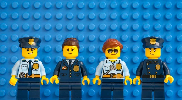 Tambov Federacja Rosyjska Lipca 2021 Czterech Policjantów Lego Stojących Rzędzie — Zdjęcie stockowe
