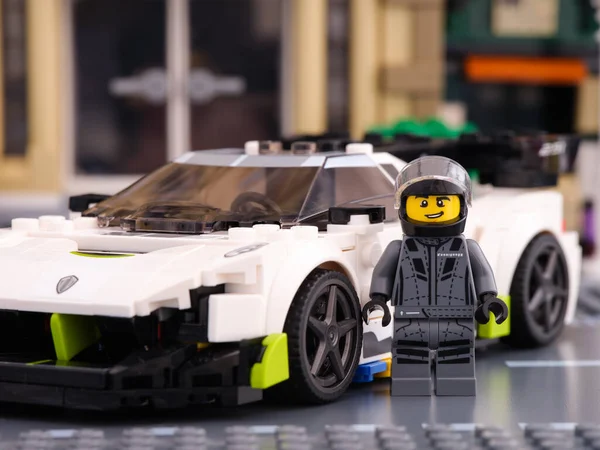 Tambov Orosz Föderáció Július 2021 Lego Driver Minifigure His Car — Stock Fotó