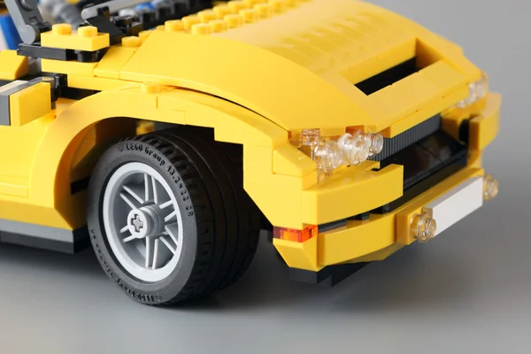 LEGO Creator set "3-in-1 Cool Cruiser" with focus on wheel. — Stock Photo, Image