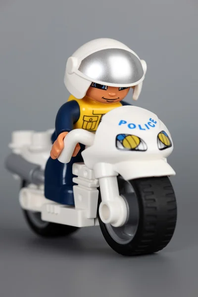 Lego duplo polizei fahrrad — Stockfoto