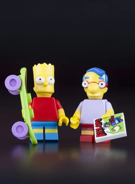 Lego Барт Сімпсон і Houten Milhouse Ван minifigures — стокове фото