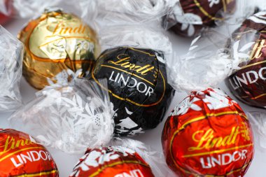 Lindt Lindor çikolata şekerleme