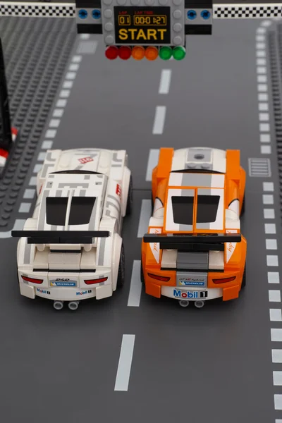 Linha de Acabamento Porsche 911 GT por Campeões de Velocidade LEGO — Fotografia de Stock