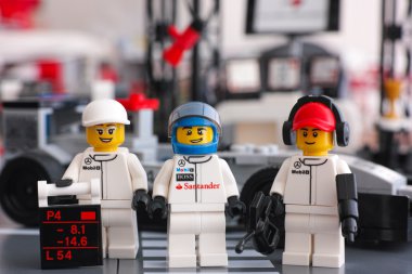 Lego Mclaren Mercedes takımı mürettebat 
