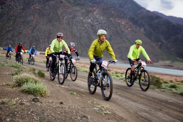冒险山自行车越野比赛 — 图库照片