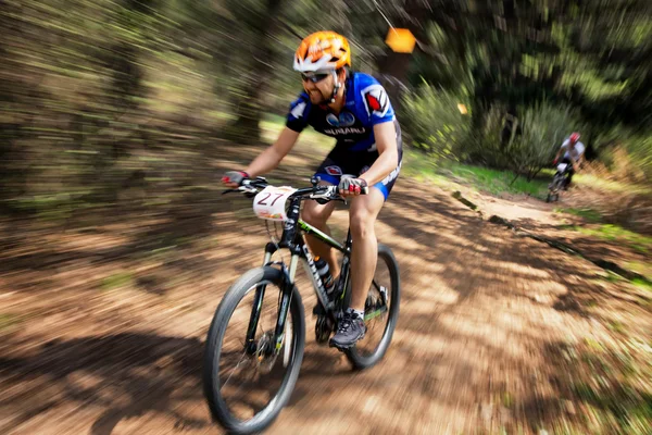 Competição de mountain bike — Fotografia de Stock