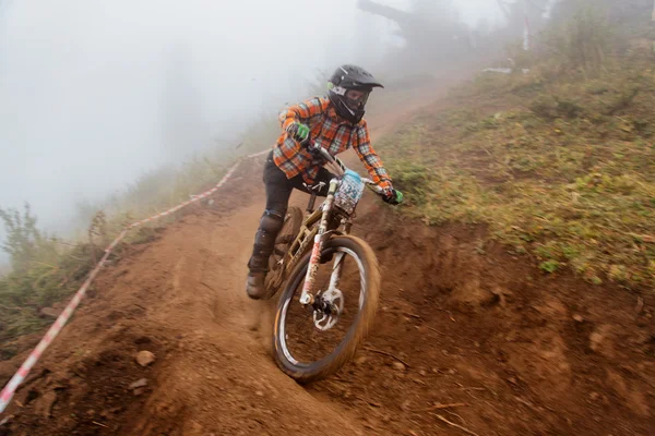 Competição de mountain bike extrema — Fotografia de Stock