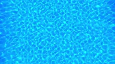 Yüzme havuzu su yüzeyi