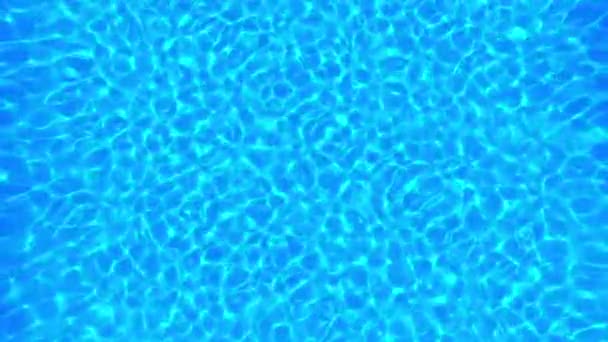 Wasseroberfläche im Schwimmbad — Stockvideo