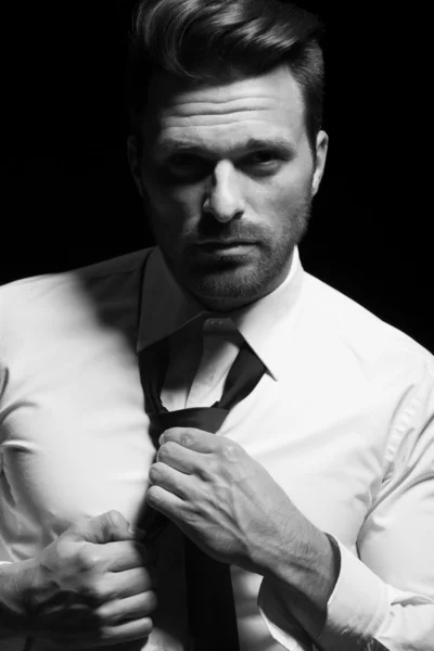 Beyefendi ile kravat