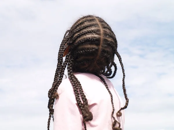 Meninas trançado cabelo Fotos De Bancos De Imagens Sem Royalties