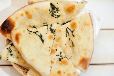 Ev yapımı ekmek form kek