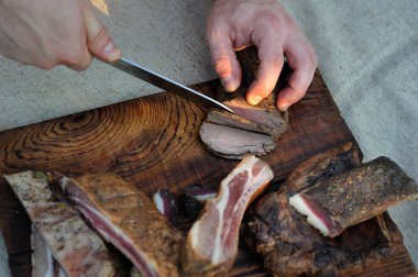 Et yemek için dilimleme