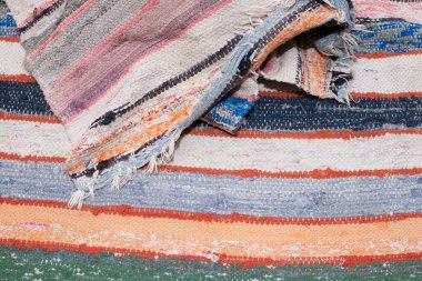 Etnik köy tarzında el yapımı kumaş. Eski doku.