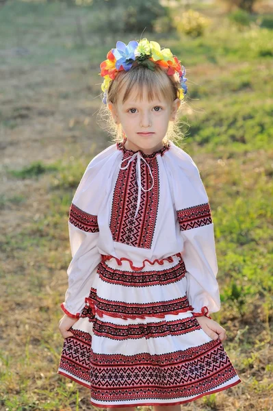 Girl in Ukrainian Traditional Outfit — Stock Photo, Image