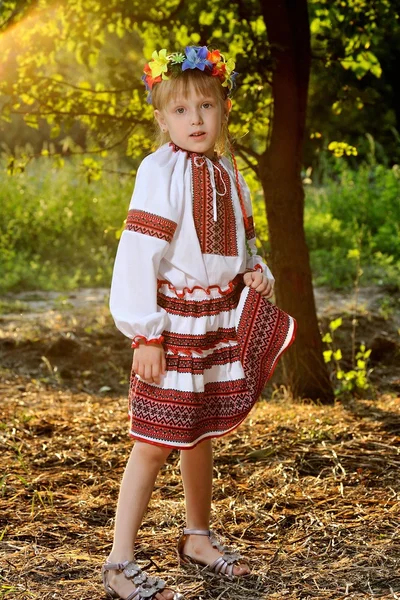 Girl in Ukrainian Traditional Outfit — Stock Photo, Image