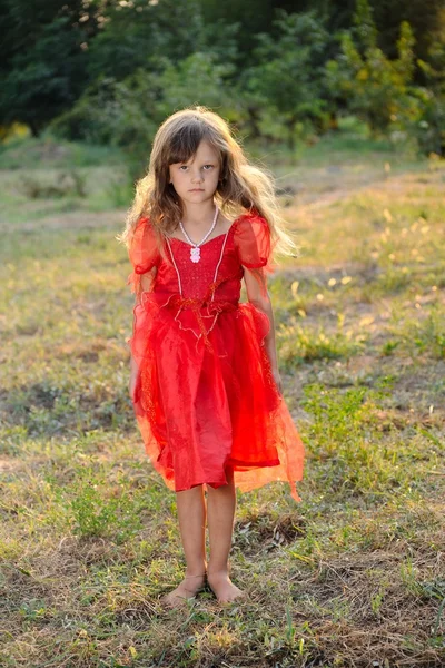 Girl in Red — Stock Photo, Image