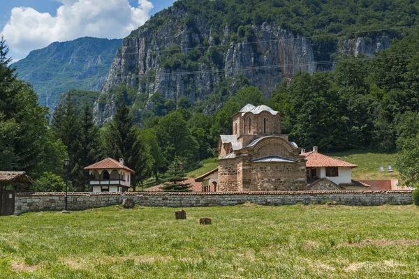 Панорамный вид Погановского монастыря Святого Иоанна Богослова — стоковое фото