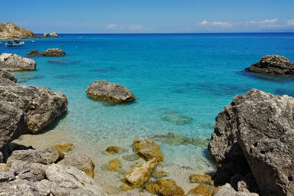 Czyste wody plaży Agios Nikitas, Lefkada, Wyspy Jońskie — Zdjęcie stockowe