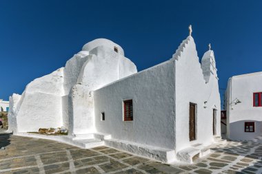 Panoramik beyaz Ortodoks Kilisesi Mykonos, Yunanistan