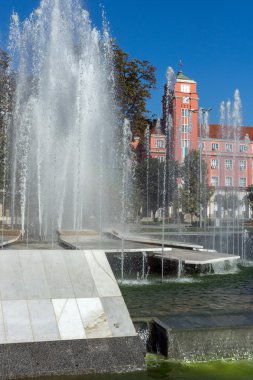 Belediye Binası ve şehrin merkezi Plevne bir çeşme