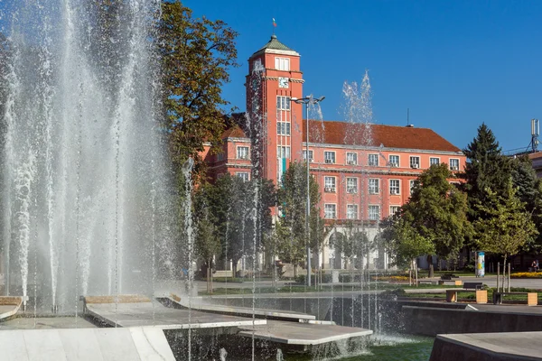 Belediye Binası ve şehrin merkezi Plevne bir çeşme