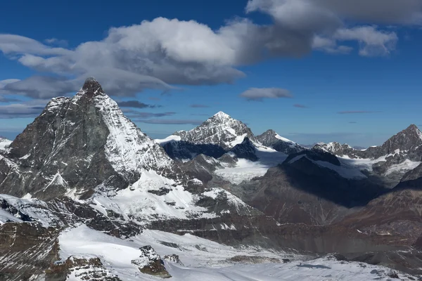 Mount Matterhorn, Valais Canton, Alpleri Panoraması kış — Stok fotoğraf