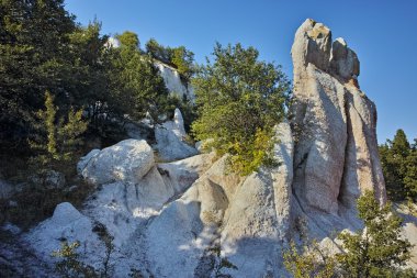 Kırcaali şehri yakınlarında şaşırtıcı Panorama of Rock fenomen taş düğün