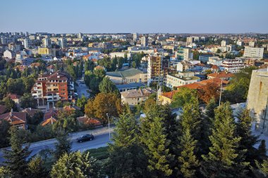 Panoramik şehir Haskovo Meryem Ana anıt