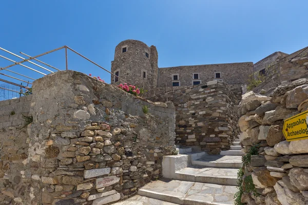 Csodálatos kilátás nyílik a Chora-town, Naxos Island, Cyclades erőd — Stock Fotó