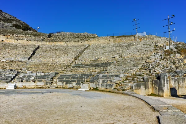 Ερείπια από το αρχαίο θέατρο στη στον αρχαιολογικό χώρο των Φιλίππων, Ελλάδα — Φωτογραφία Αρχείου