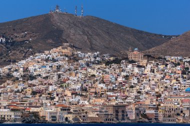 Panoramic şaşırtıcı görünümüne Ermopoli şehir, Syros, Yunanistan