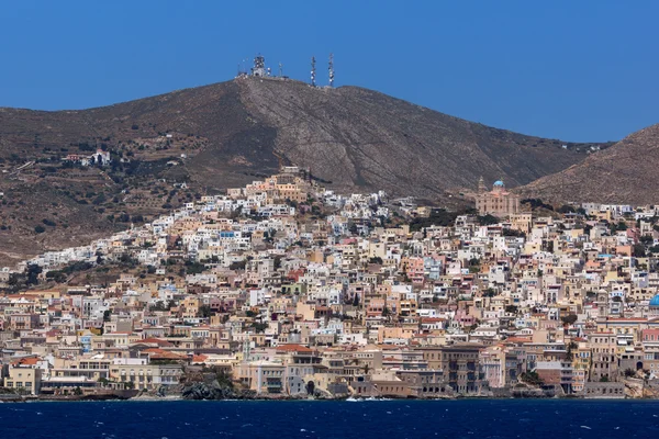 Amazing Panorama a la ciudad de Ermopoli, Syros, Islas Cícladas, Grecia — Foto de Stock